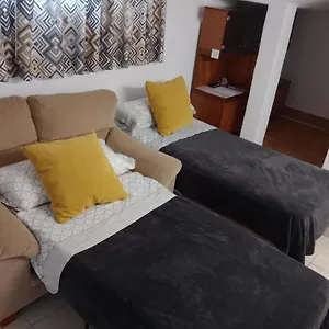https://habitacion-independiente.in-canary-islands.com
